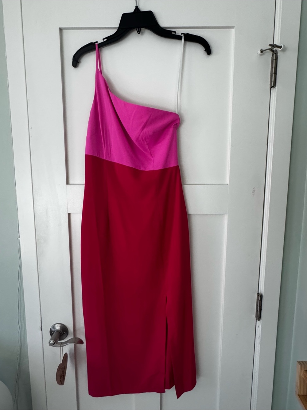 Petal & Pup Two-Tone One-Shoulder Pink & Fuchsia Midi Dress